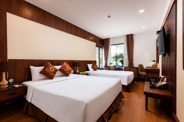 Liberty Hall Tam Coc Villa Ninh Bình